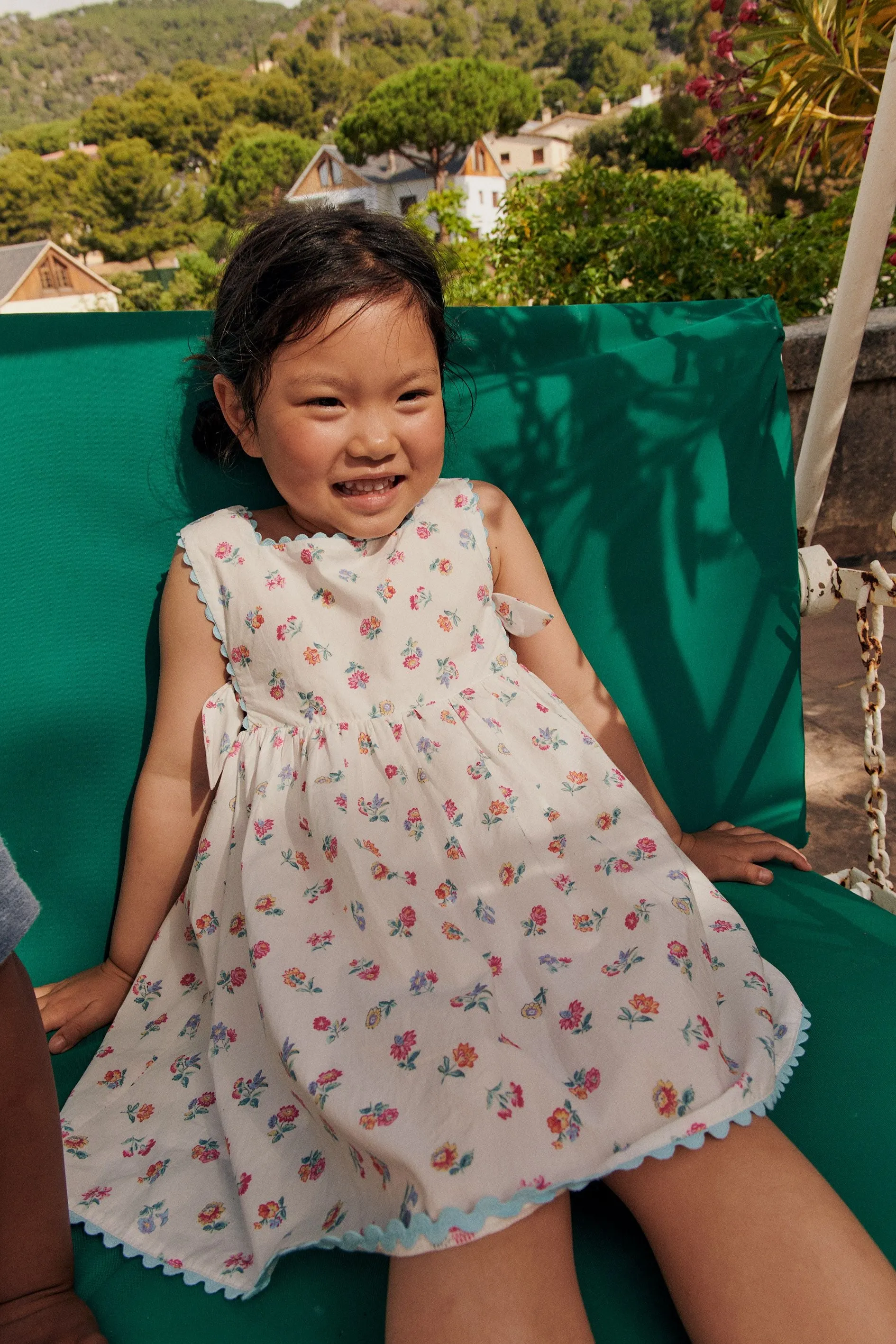 Aloisa Dress in White Felicita Flowers