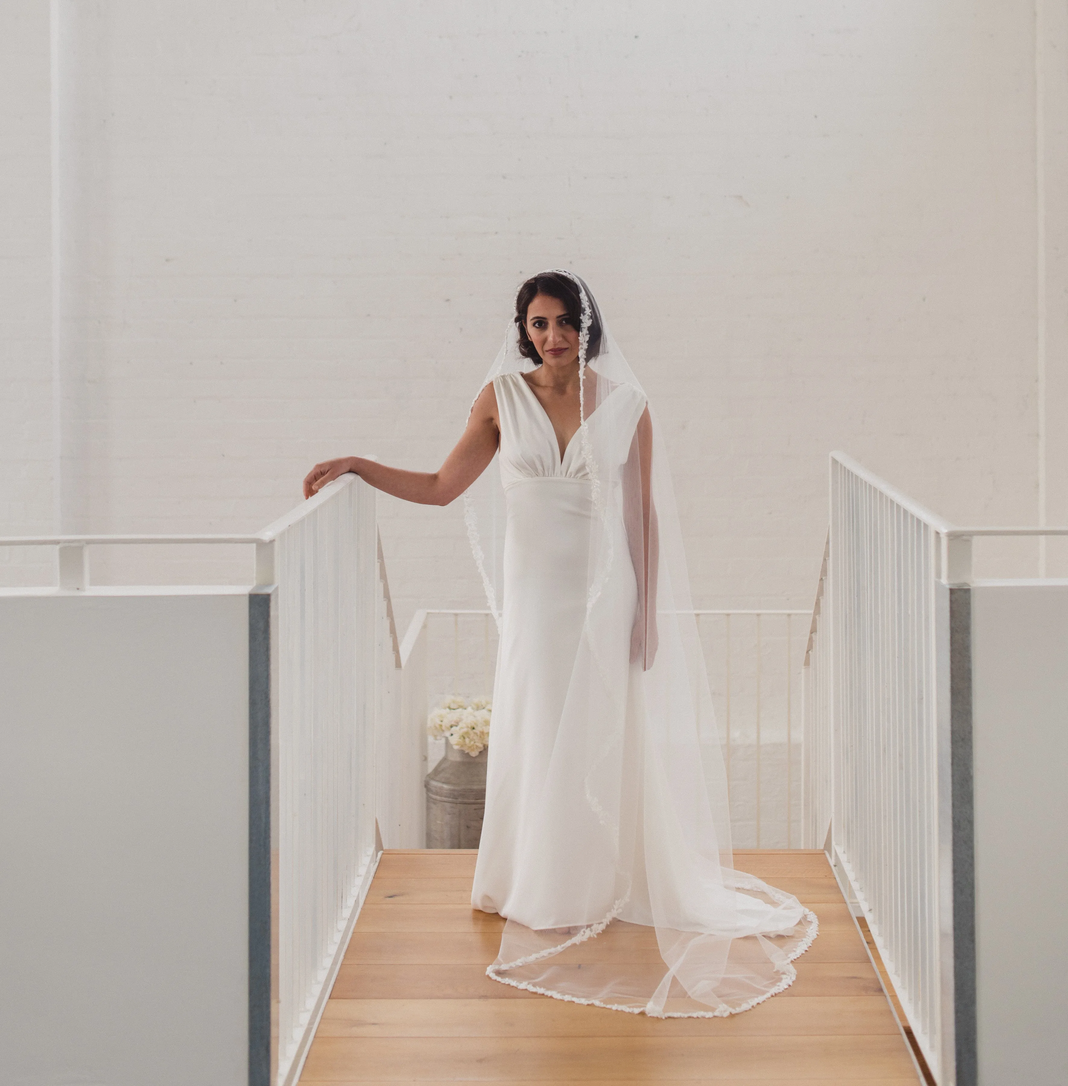 FLORA | Mantilla veil with narrow beaded lace edge