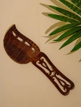 The Handcrafted Mughal Era Ornate Wooden Comb (Large)